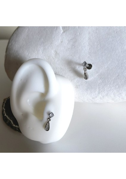 Cerrahi Çelik Damla Charmlı Piercing. Bar Uzunluğu 6 mm