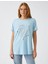 2YAK13355EK Yuvarlak Yaka Kısa Kollu Normal Kalıp Açık İndigo Kadın T-Shirt 3