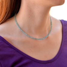 Taş Sandığı Apatit Taşı Gümüş Kolye - 4 mm