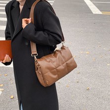 Fashion Smart Kadın Siyah Kare Nakışlı Zincirli Askılı El ve Omuz Çantası (Yurt Dışından)