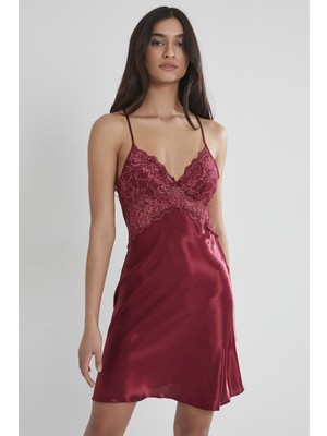Pierre Cardin Kadın Saten Dantelli Gecelik XL Bordo Renkli Şık Tasarım