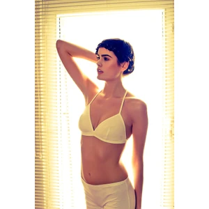 Yeni İnci Ten Rengi Ince Askılı Penye Üçgen Sütyen