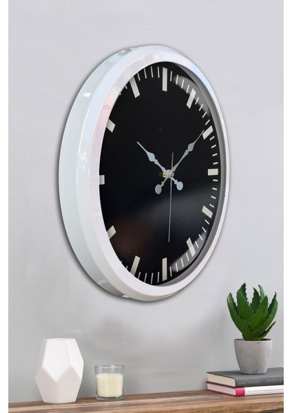 52 cm Beyaz Metal Siyah Renk Duvar Saati fırsatları