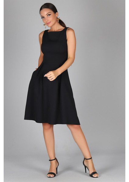 Sweetness Kadın Siyah Pileli Cep Detaylı Midi Boy Elbise modelleri