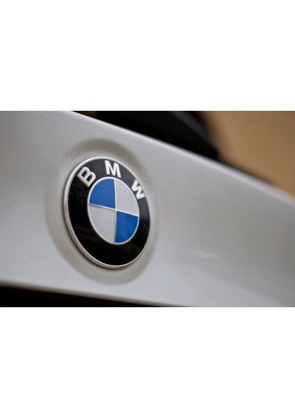 Bmw Orijinal Görünüm Arka Bagaj Arması Logosu 74MM 51148203864 fiyatları