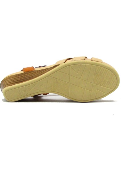 CB45613 Krem-Taba Kadın Dolgu Topuk Kemerli Sandalet modelleri