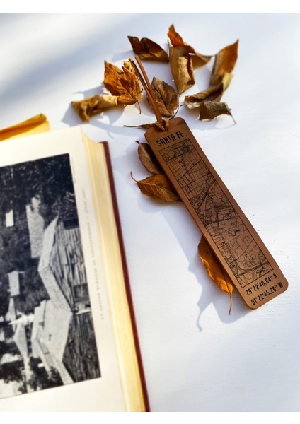 Santafe Şehir Haritalı Deri Kitap Ayracı