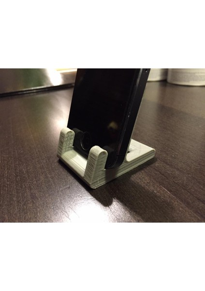 Basit Iphone 5 Standı Plastik Aparat