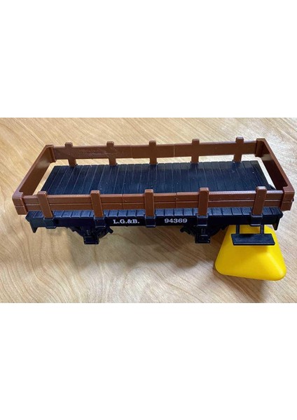 Flatbed Toytrain Yan Raylar () Plastik Aparat
