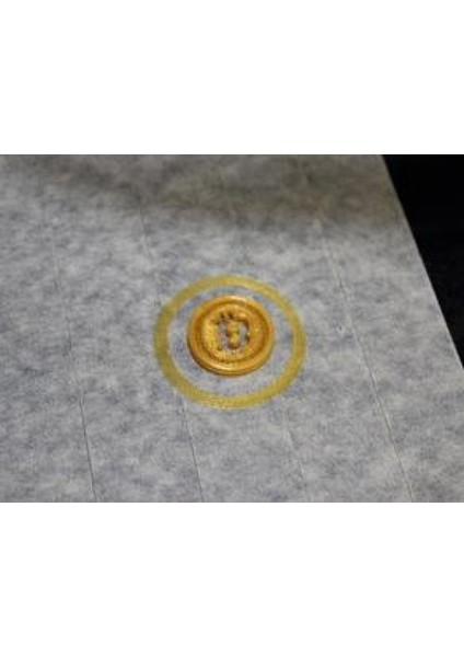 Bir Bitcoin Sikke Plastik Aparat