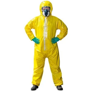 100PE04 Kimyasal Koruyucu Tulum