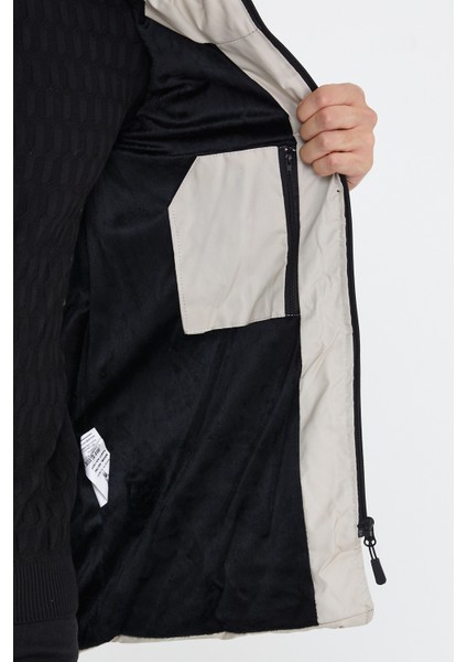 Erkek Taş Slim Fit Kapüşonlu Dik Yaka Şişme Mont modelleri