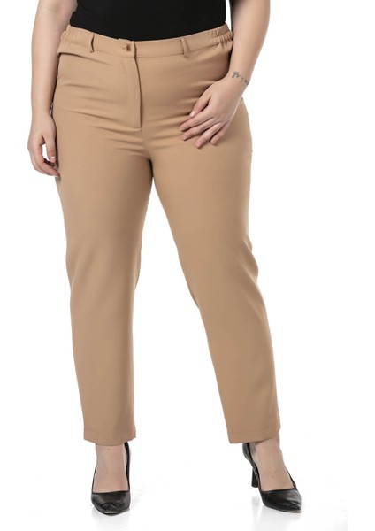 Büyük Beden Beli Yanlardan Lastikli Fermuarlı Paçası Yırtmaçlı Bej Pantolon