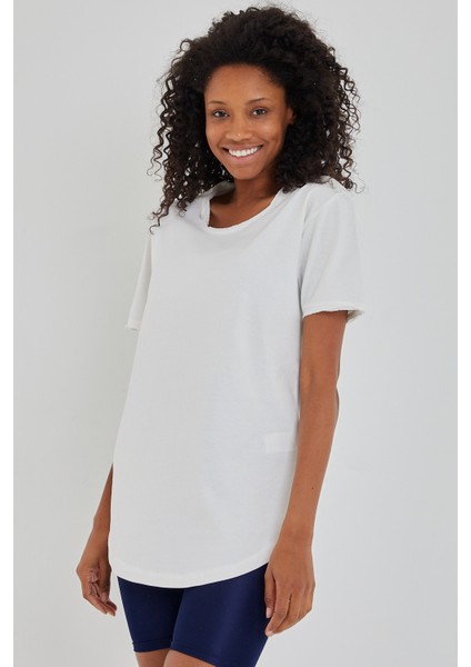 Women Kırık Beyaz Pis Yaka Salaş T-SHIRT-KTCPS001R02S fiyatları