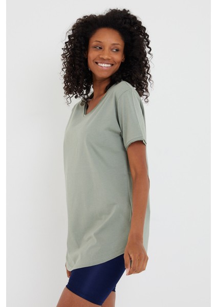 Women Açık Haki Pis Yaka Salaş T-SHIRT-KTCPS001R20S fiyatları