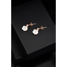 Papatya Silver 925 Ayar Gümüş Rose Kaplama Manolya Çiçek Çivili Küpe