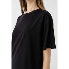 Newces Nakış Detaylı %100 Pamuk Oversize Tshirt 1095