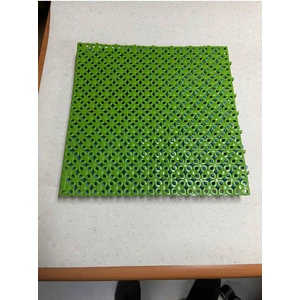 33 x 33 cm. Geçgili Plastik Paspas Yer Karosu Gül Desenli Yeşil