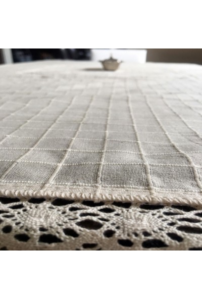 Yavuz Tekstil Üç Farklı Ebat Dantelli Masa Örtüsü 160 X 220 Cm Pamuk