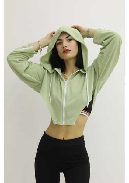 Kapsonlu Yan Dekoltelı Sweat modelleri