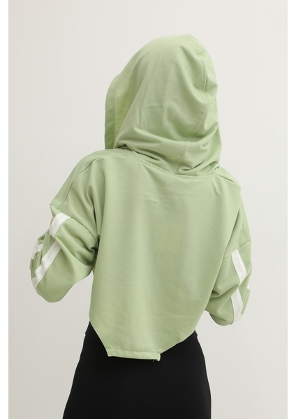 Kapsonlu Yan Dekoltelı Sweat fırsatları