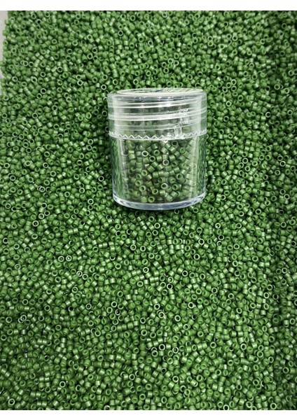 Yeşil Miyuki Delica DB-797 Boncuk - Kutu NO:255 - 11/0 - 7,5 gr
