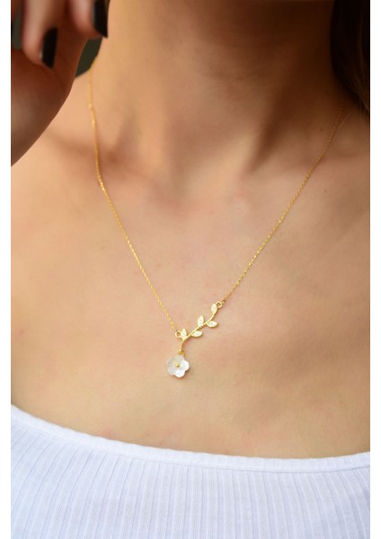 925 Ayar Gümüş Altın Kaplama Manolya Çiçeği Kolye Küpe Set fiyatları