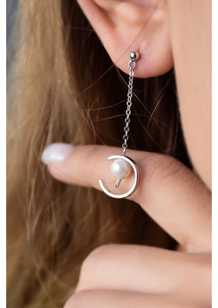 925 Ayar Gümüş Rodyum Kaplama Çivili Sallantılı Inci Küpe ve Halka Küpe