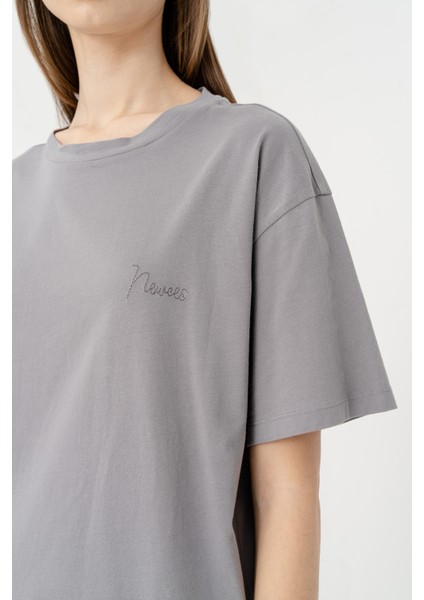 Nakış Detaylı %100 Pamuk Oversize Tshirt 1095 fiyatları