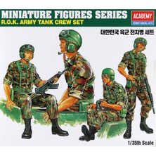 Academy 1/35 Rok Army Tank Mürettebatı Maket Seti