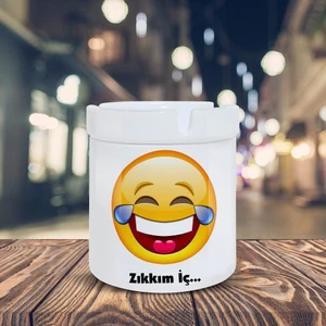 Zıkkım Iç Espirili Gülen Emoji Baskılı Küllük Kül TABLASI-70147