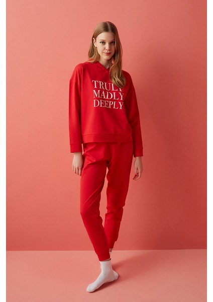 Kırmızı In Love Hood Sweatshirt fiyatları