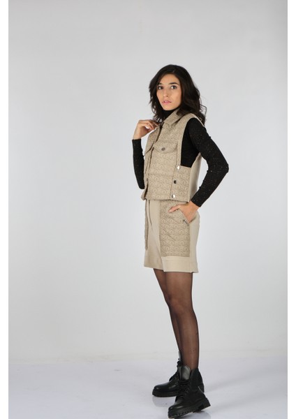 Minimalist Desenli Kadın Midi Şort - Rahat ve Şık modelleri