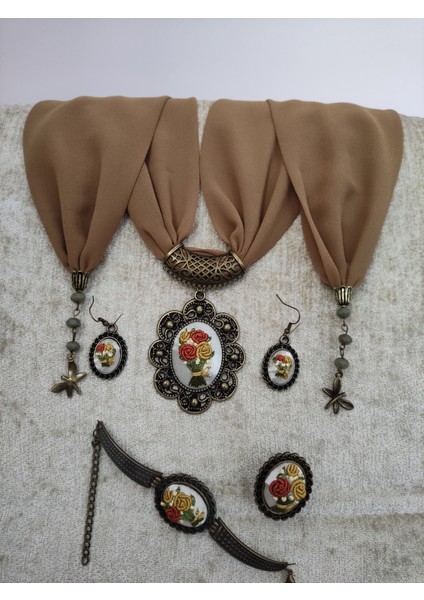 Fular ve Takı Seti Adilstore Brezilya Nakış Işlemeli ( Rokoko ) Fular, Bileklik, Yüzük ve Küpe Set