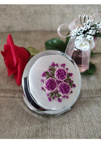 Cep Aynası Adilstore Brezilya Nakış Işlemeli ( Rokoko ) Cep Çanta Makyaj Aynası