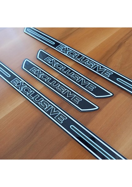 Volvo 569 Exclusive Yazılı Pleksi Kapı Eşiği