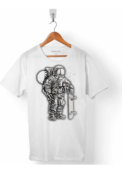 Uzayda Kaykay Astronot Ay Nasa Uzay Cosmos Erkek Tişört