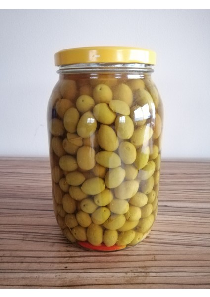 Urla Çekirdekli Yeşil Kırma Zeytin Net: 1,25 kg