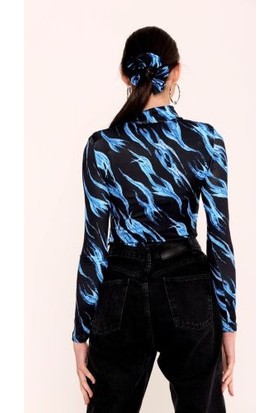 Gaia Kadın Mavi Desenli Çıt Çıtlı Vatkalı Bluz