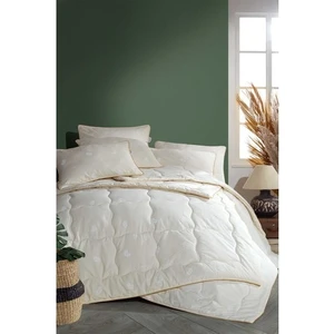 %100 Doğal Yün Saten Biyeli Yorgan 195X215CM