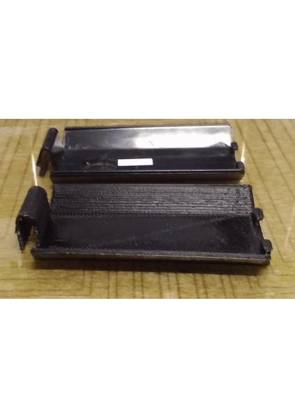 Yamaha MCX-1000 - Uzaktan Pil Kapağı Plastik Aparat modelleri