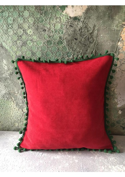 Yeşil Ponponlu Kırmızı Yastık Kılıfı