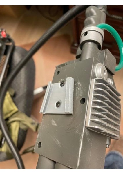 Ruh Cadılar Bayramı Proton Paketi V Kanca Plastik Aparat