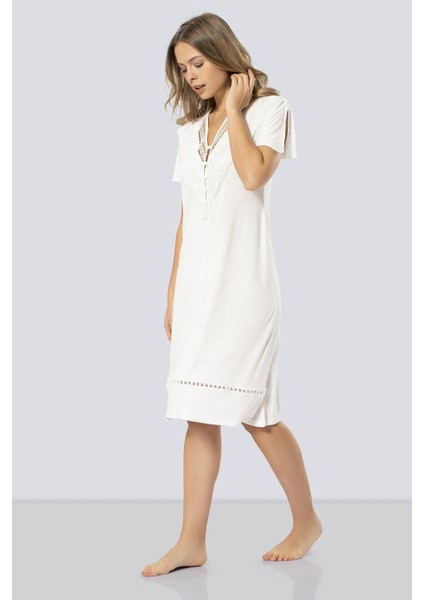 Kadın V Yaka Gecelik indirimleri