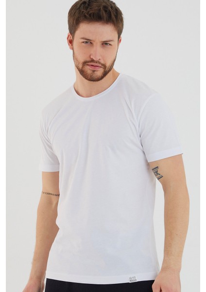 Basic Erkek Bisiklet Yaka Slim Fit Kısa Kollu T-Shirt
