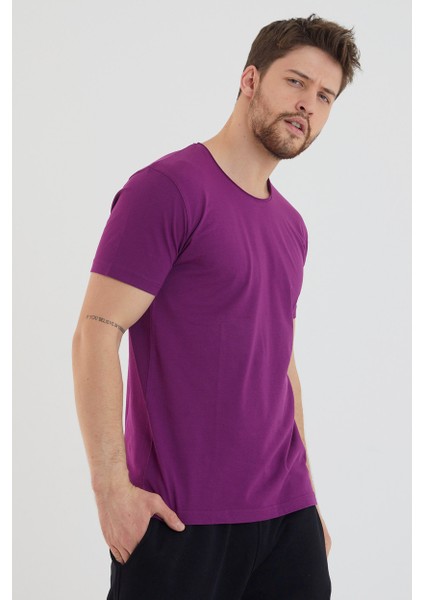 Basic Erkek Bisiklet Yaka Slim Fit Kısa Kollu T-Shirt modelleri