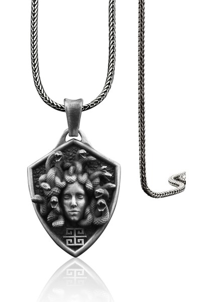 Medusa Gümüş Kalkan Kolye