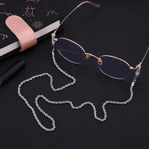 X-lady Accessories X-Lady Moda Yeni Burgu Tasarım Güneş Gözlük  Askısı Kadınlar ve Erkekler Için Gümüş Renk