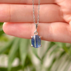 Taş Sandığı Kyanit Taşı Gümüş Kolye