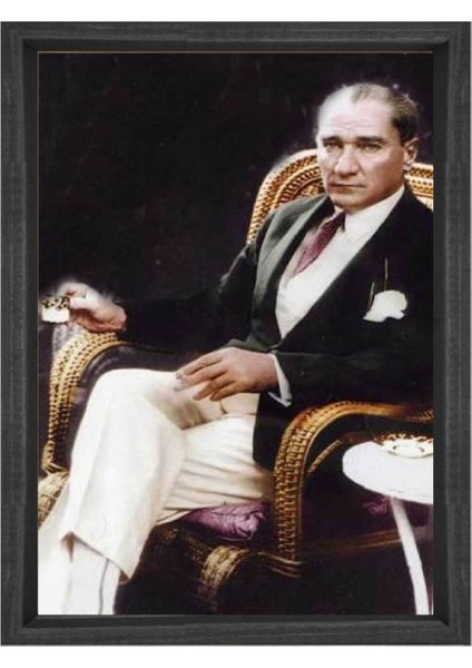 Atatürk Kahve Içerken Tablosu-Siyah Ahşap - 50X70